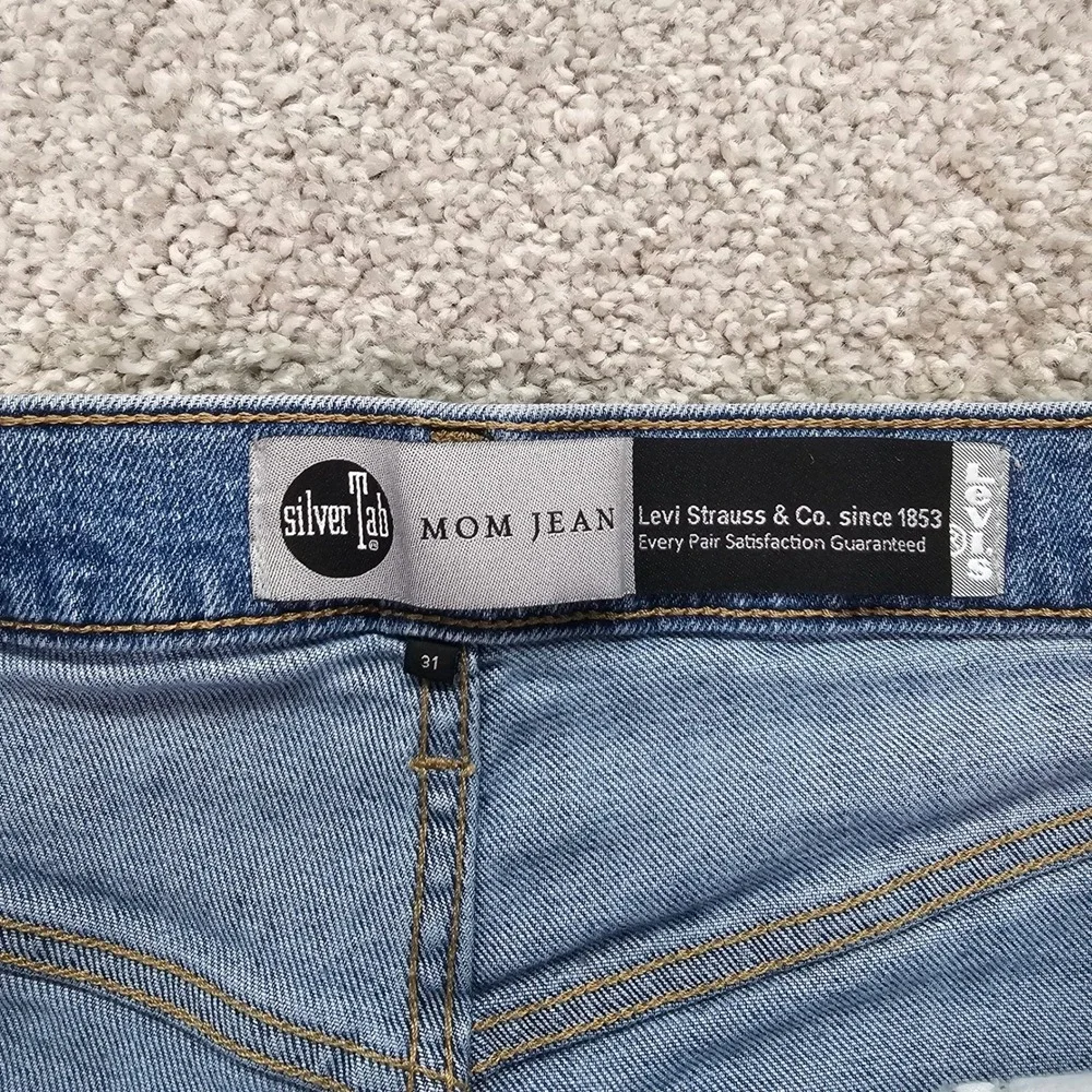 Levi's Silver Tab Mom‎ Jean Medium Wash Straight Leg Casual Denim Pants Size 31